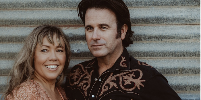 FELICITY URQUHART & JOSH CUNNINGHAM Everything Around You Tour