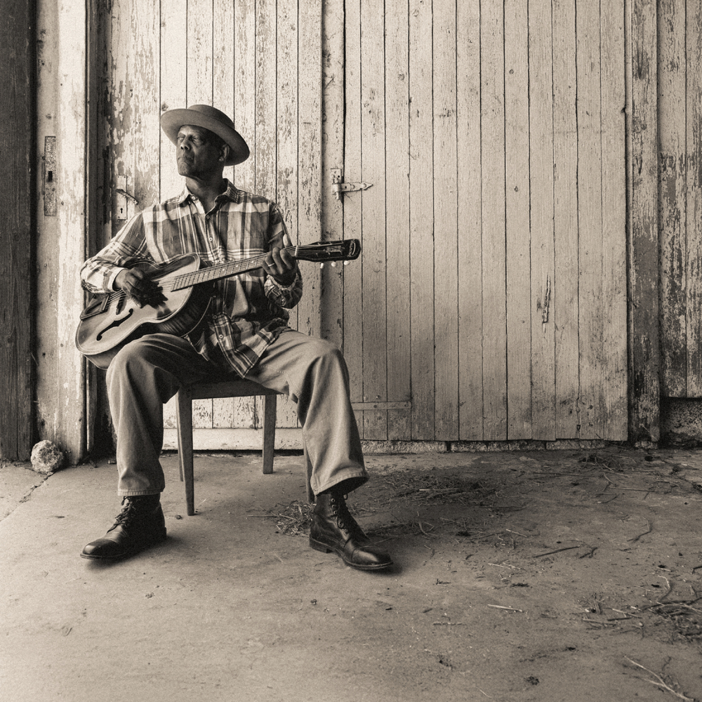 Eric Bibb and Band - One Mississippi Tour