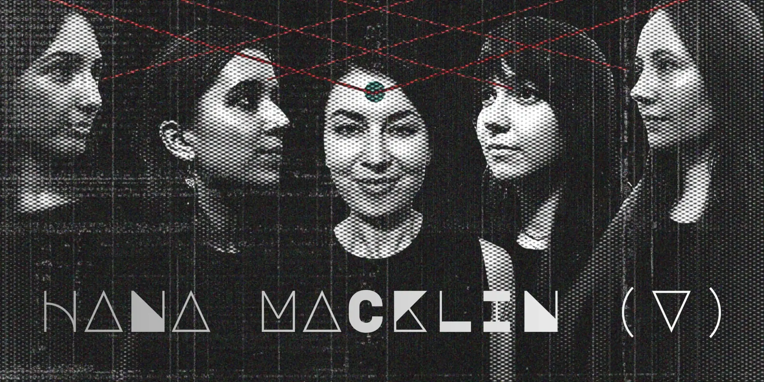 Hana Macklin (V)