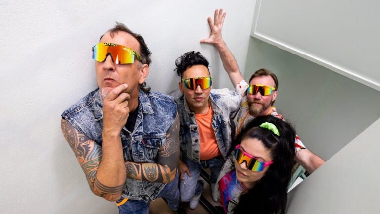 Regurgitator with Dem Mob