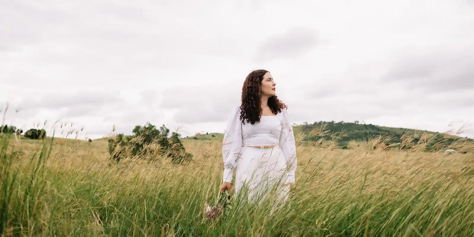 Stelle's Debut EP Regional Launch Show with support from Bernie May and Sunny Luwe