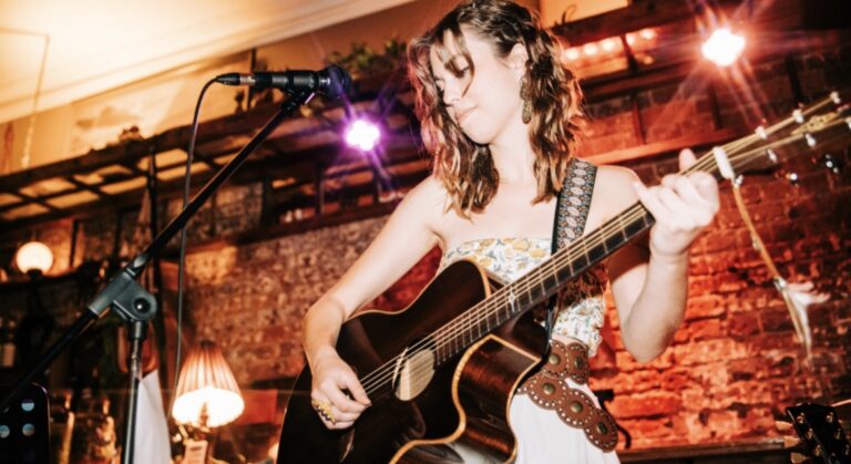 CITY SOUNDS: GEORGIA SCARLETT (FREE ENTRY)