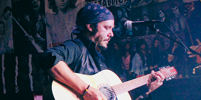 Jeff Martin with Hellhound Brown