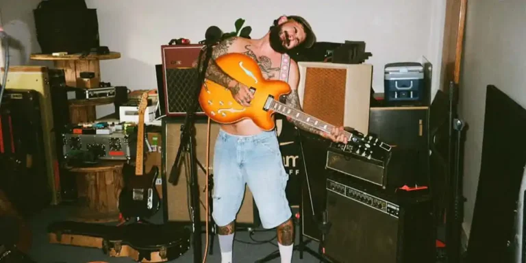 Easy Tape Sessions // mou & Ryan Tracey