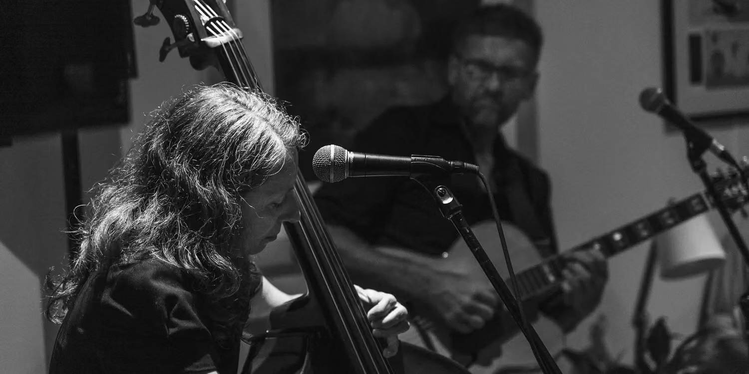 Out of Abingdon Live @ The Cave Inn